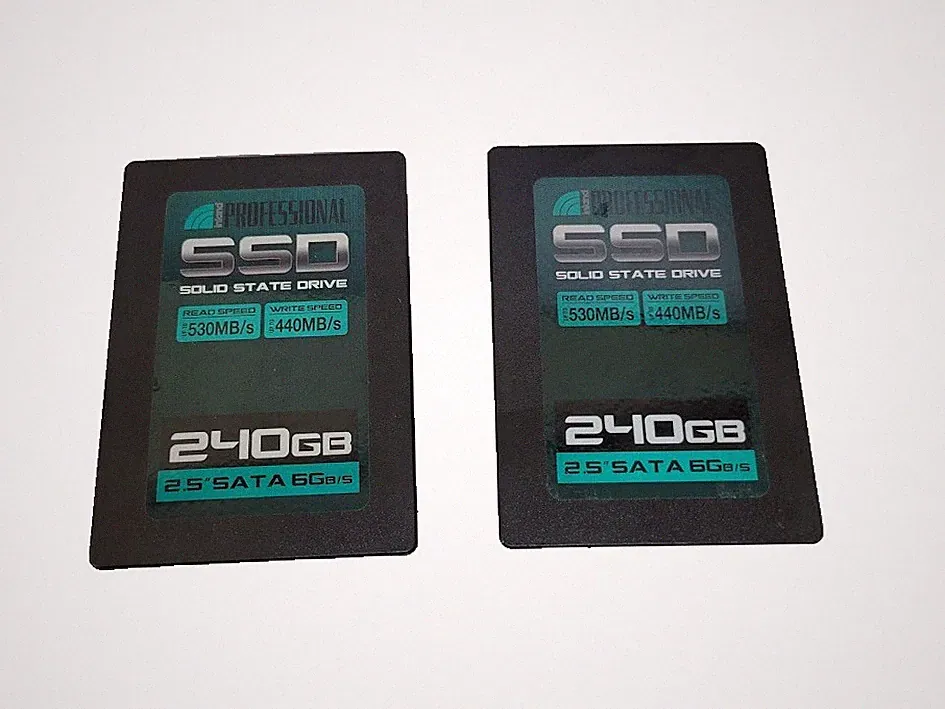 Lot of 2 Inland Professional 240GB SSD SATA III 2.5" Internal Solid State Drive